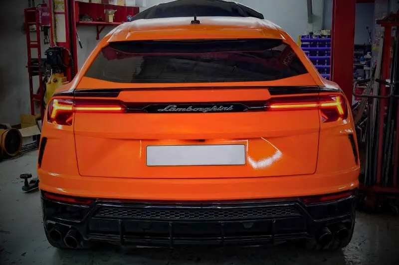 Urus-Maintenance-Work-YP-Garage